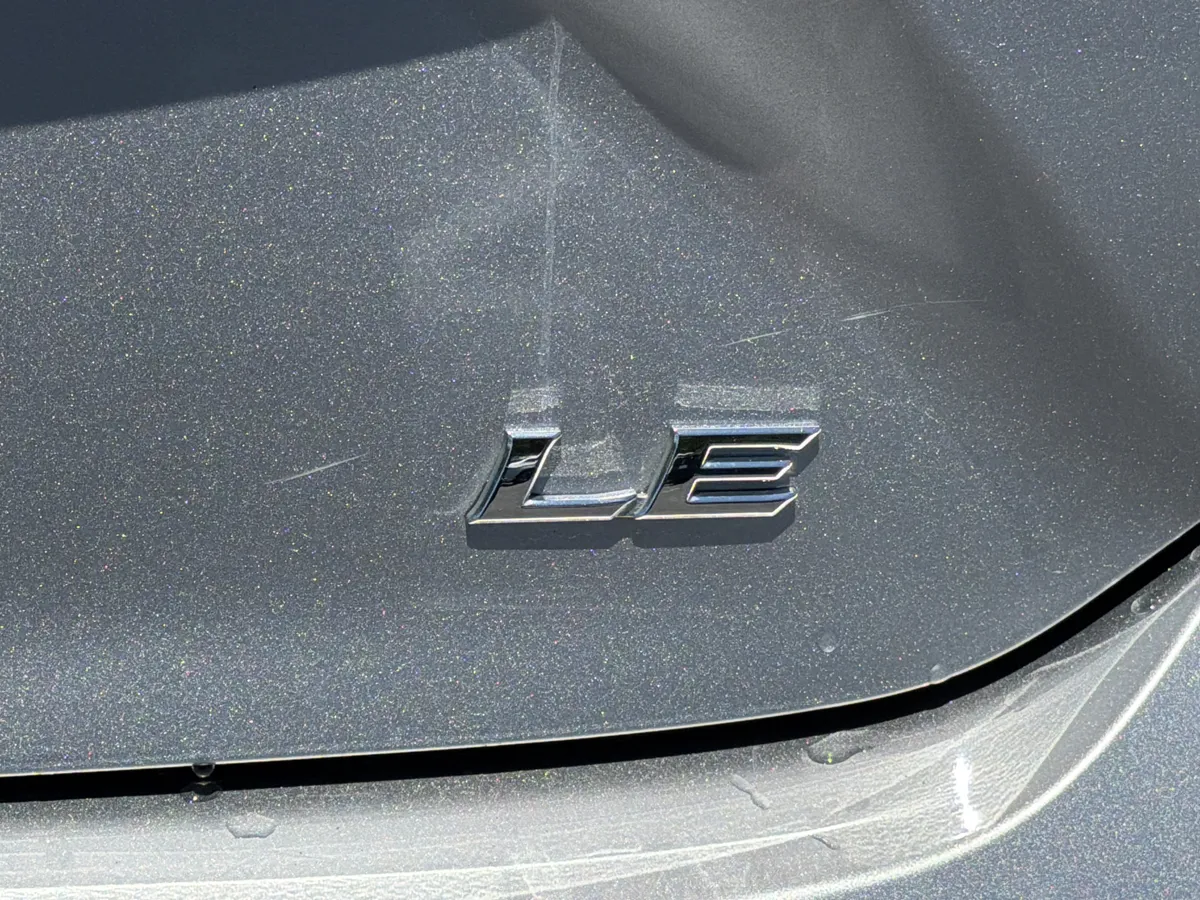 2025 Toyota Camry LE thumbnail 26