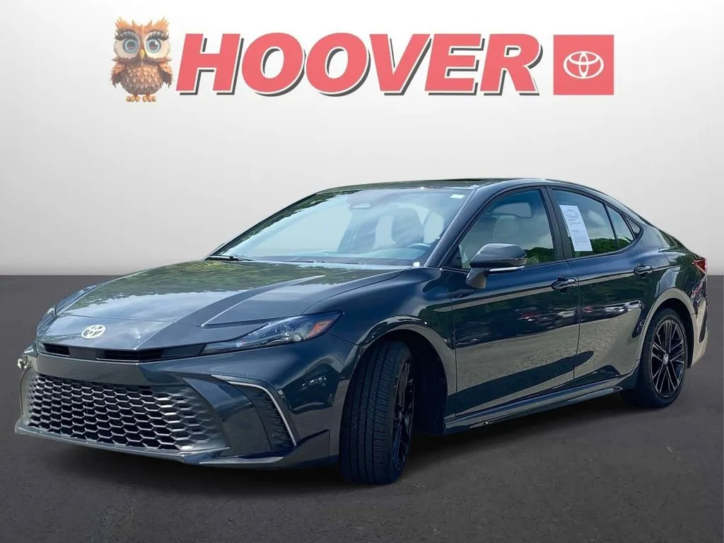 2025 Toyota Camry SE thumbnail 5