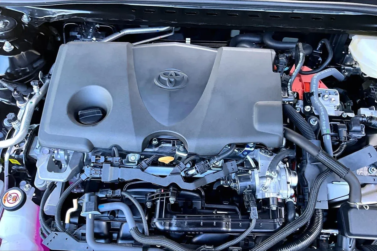 2025 Toyota Camry XSE thumbnail 33