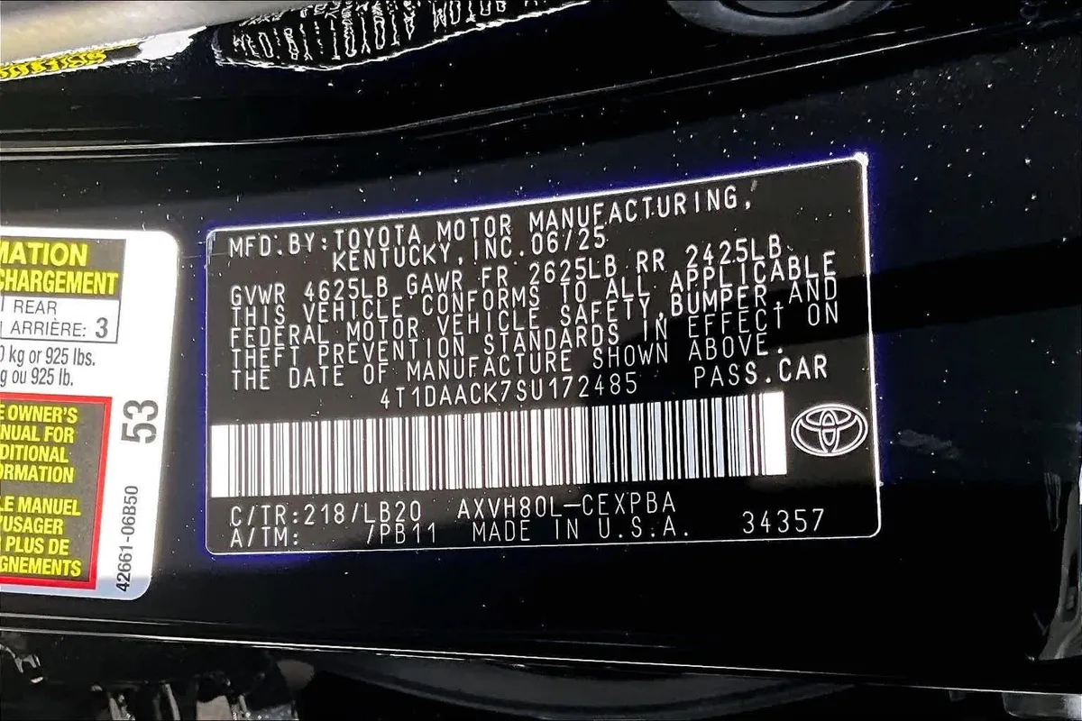 2025 Toyota Camry XSE thumbnail 34