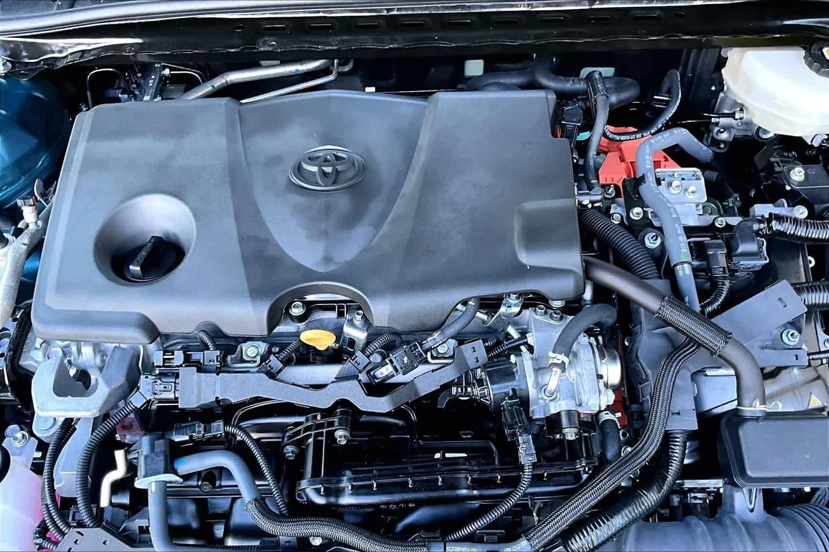 2025 Toyota Camry XSE thumbnail 33
