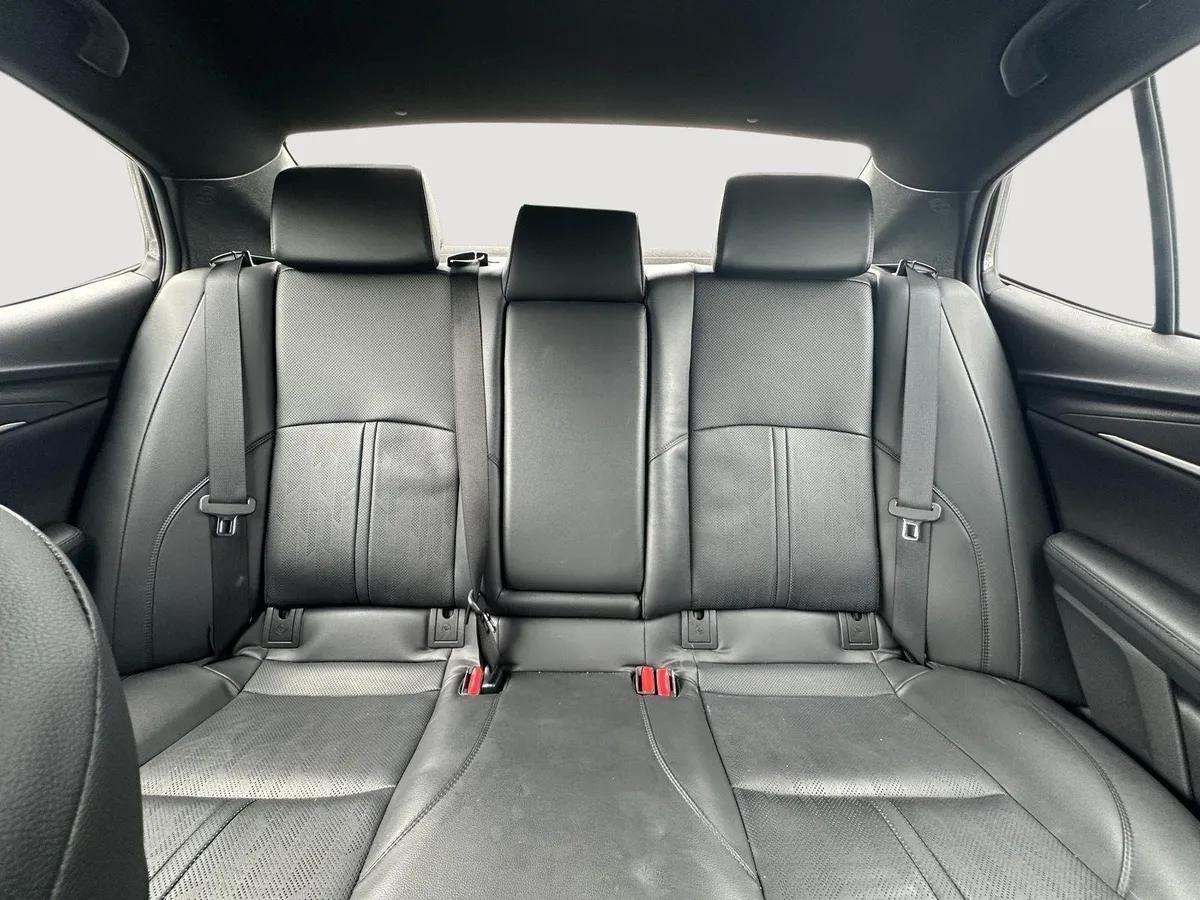 2025 Toyota Camry XSE thumbnail 47