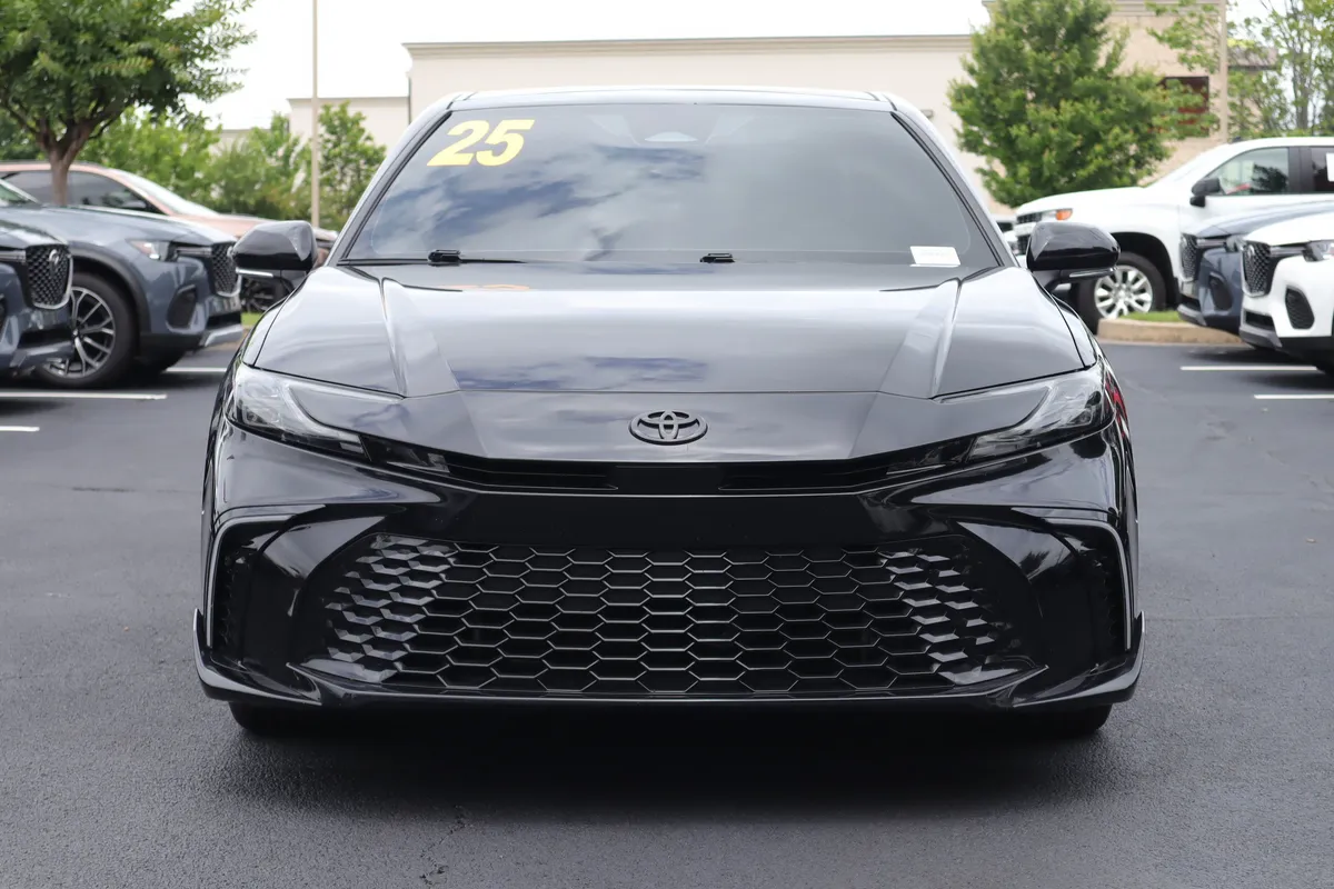 2025 Toyota Camry XSE thumbnail 35