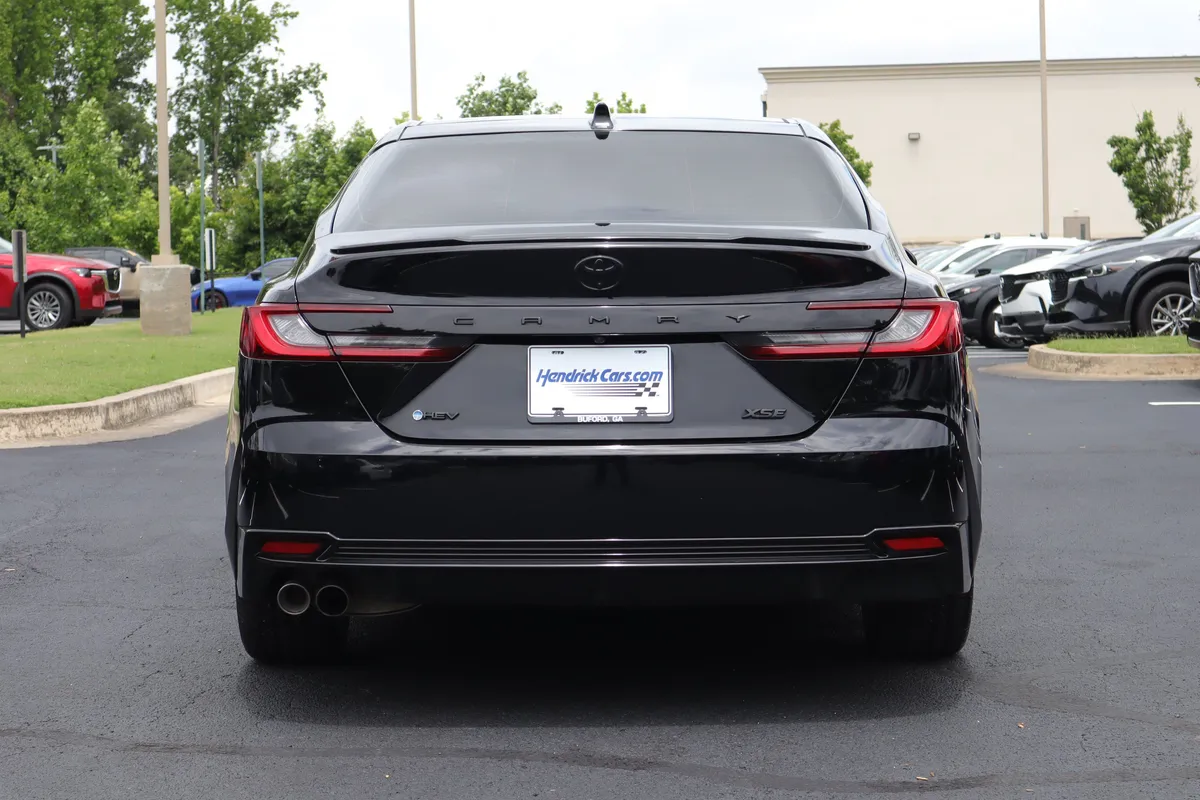 2025 Toyota Camry XSE thumbnail 36