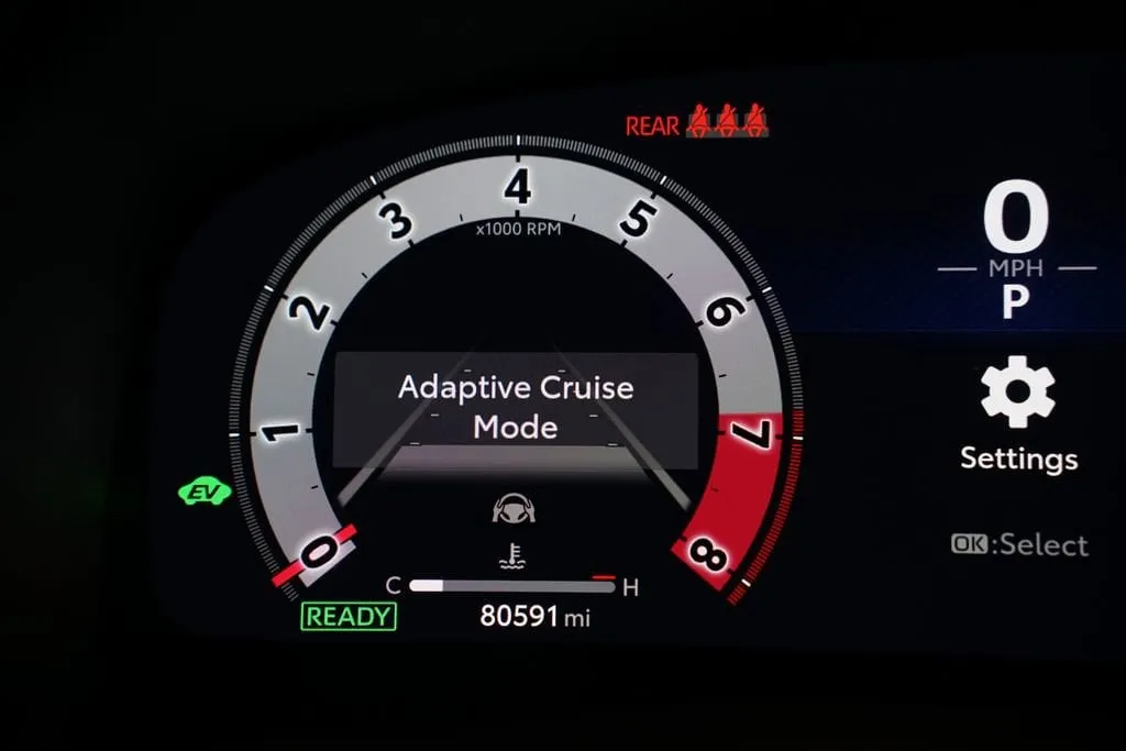 2025 Toyota Camry XSE thumbnail 17