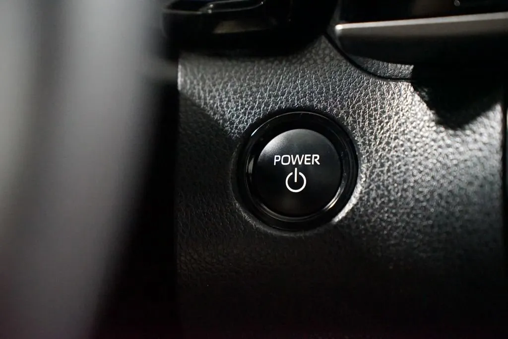2025 Toyota Camry XSE thumbnail 24