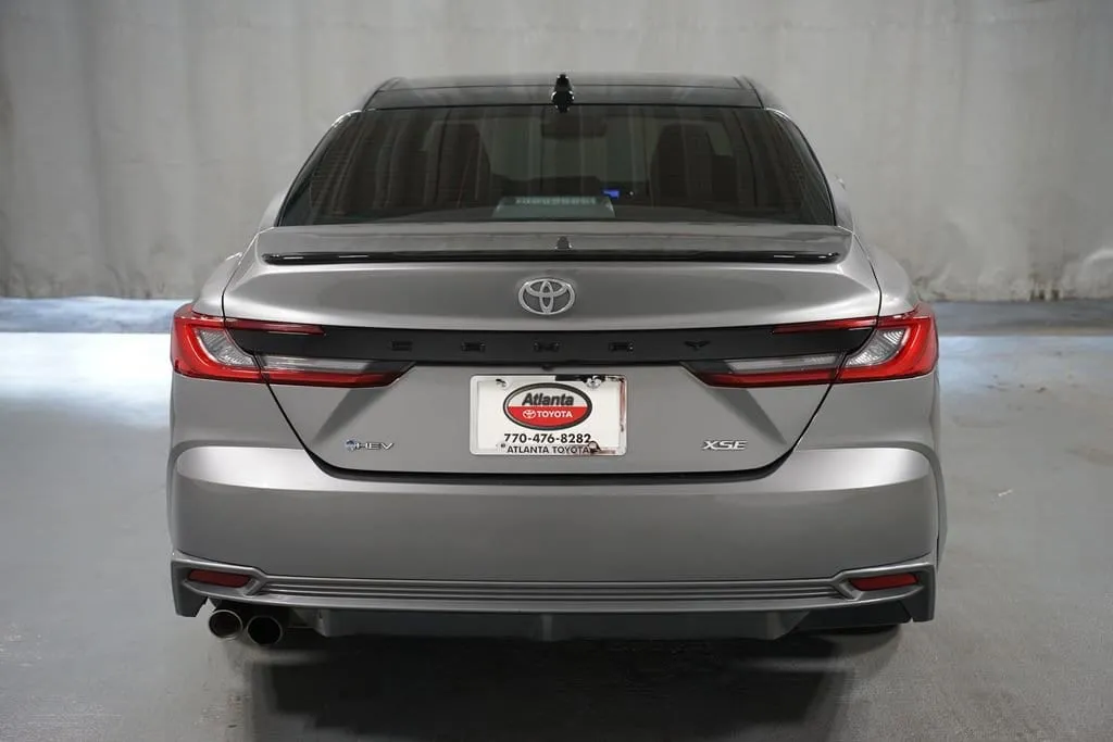 2025 Toyota Camry XSE thumbnail 7