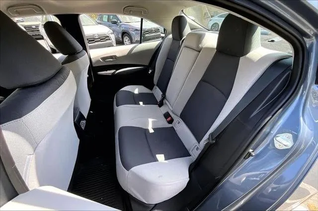 2025 Toyota COROLLA thumbnail 20