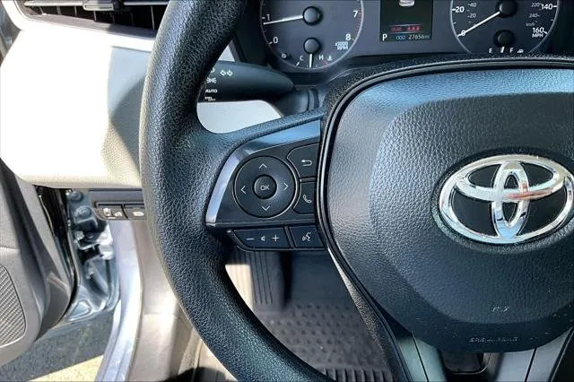 2025 Toyota COROLLA thumbnail 23