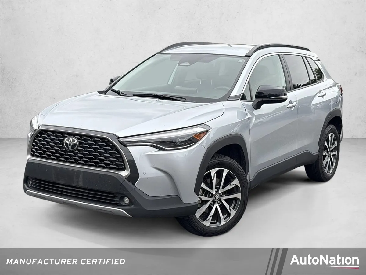 2025 Toyota Corolla Cross Hybrid SE thumbnail 8