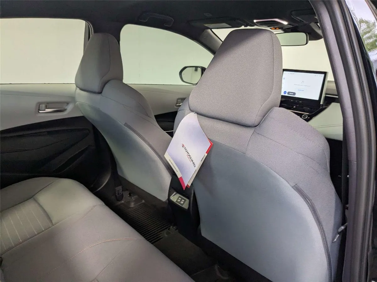 2025 Toyota Corolla FX thumbnail 26