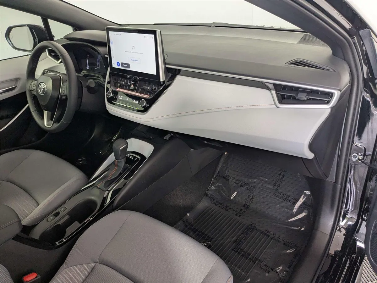 2025 Toyota Corolla FX thumbnail 27