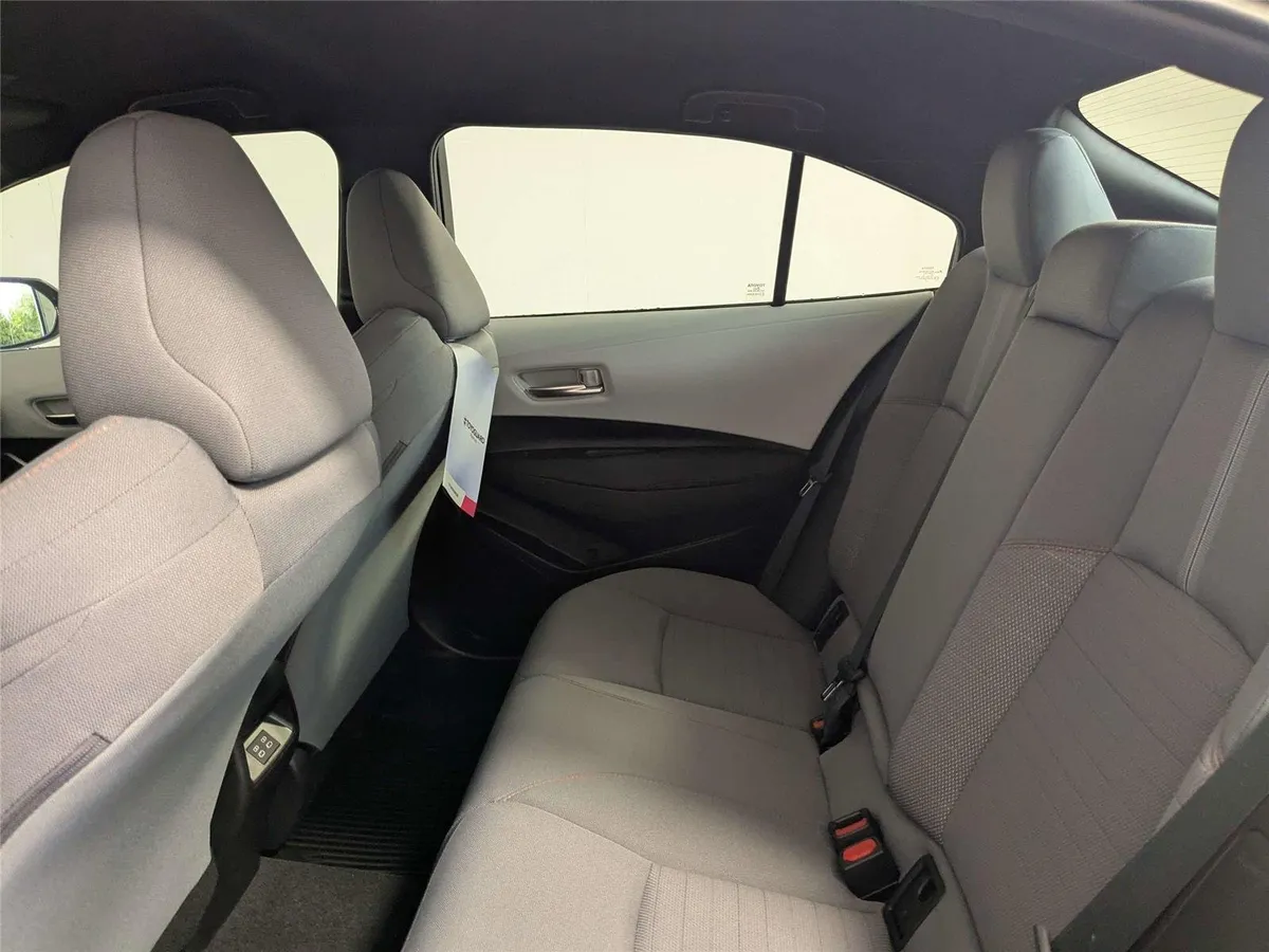 2025 Toyota Corolla FX thumbnail 31