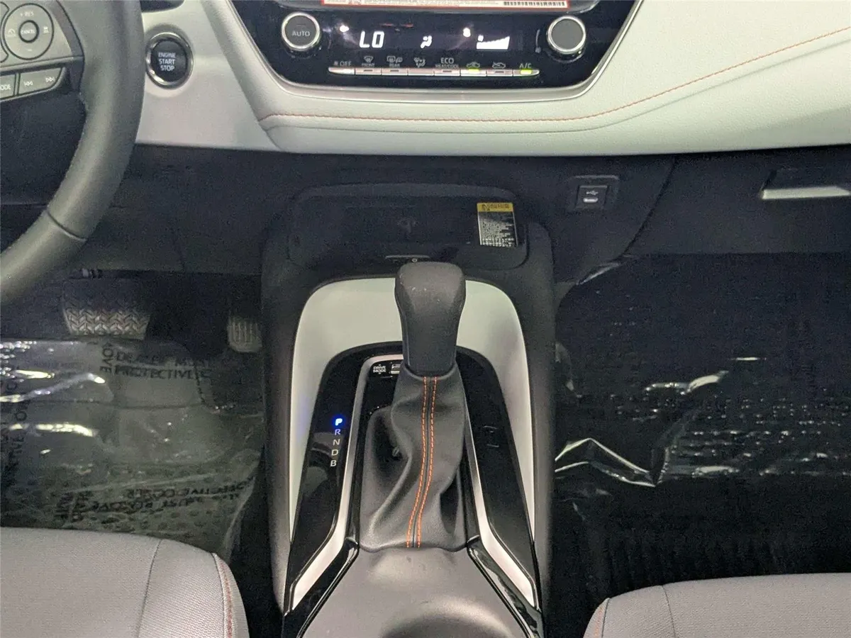 2025 Toyota Corolla FX thumbnail 38