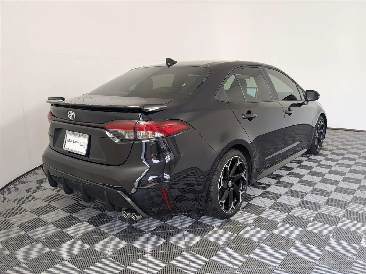 2025 Toyota Corolla FX thumbnail 5
