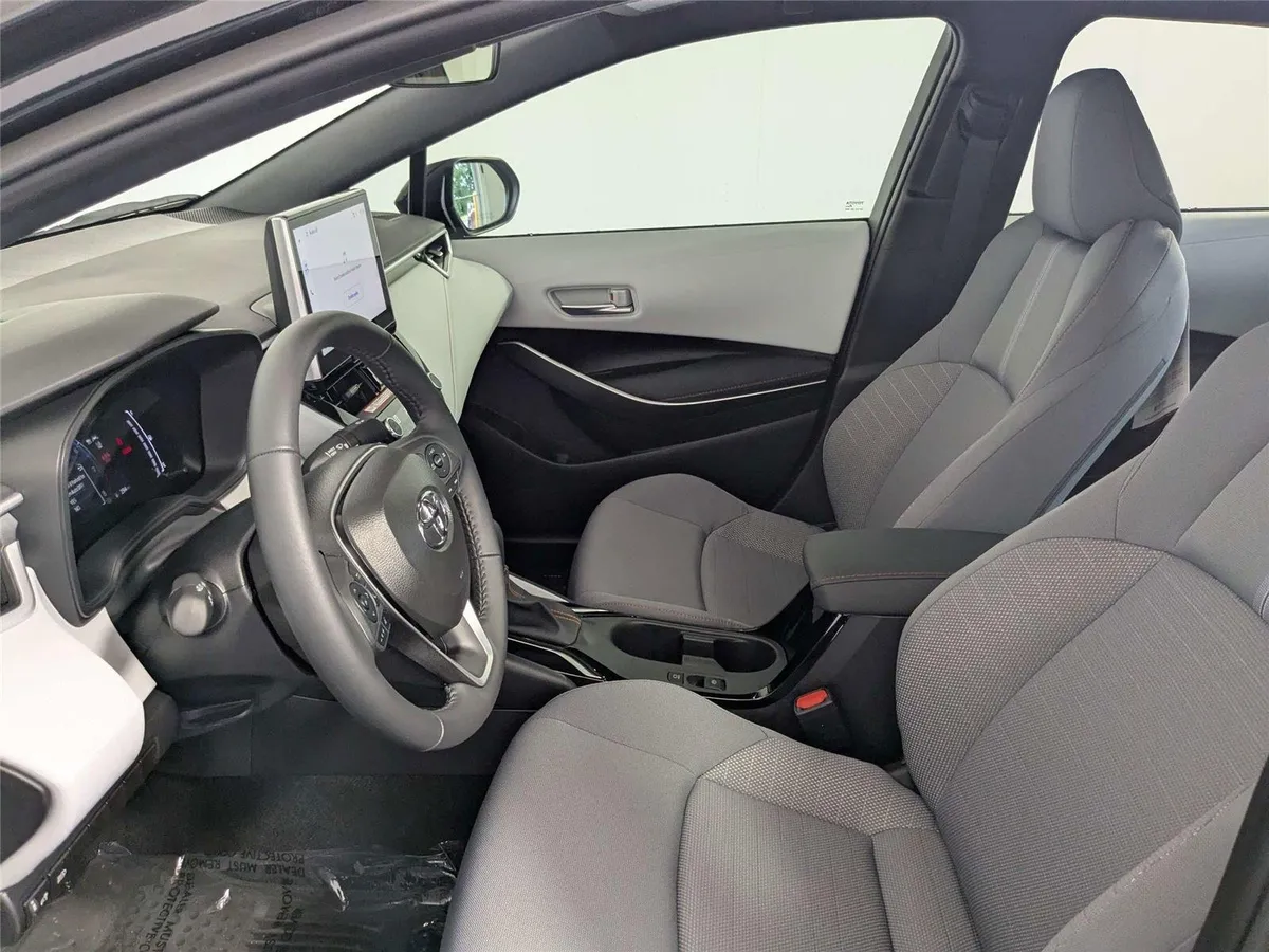 2025 Toyota Corolla FX thumbnail 9