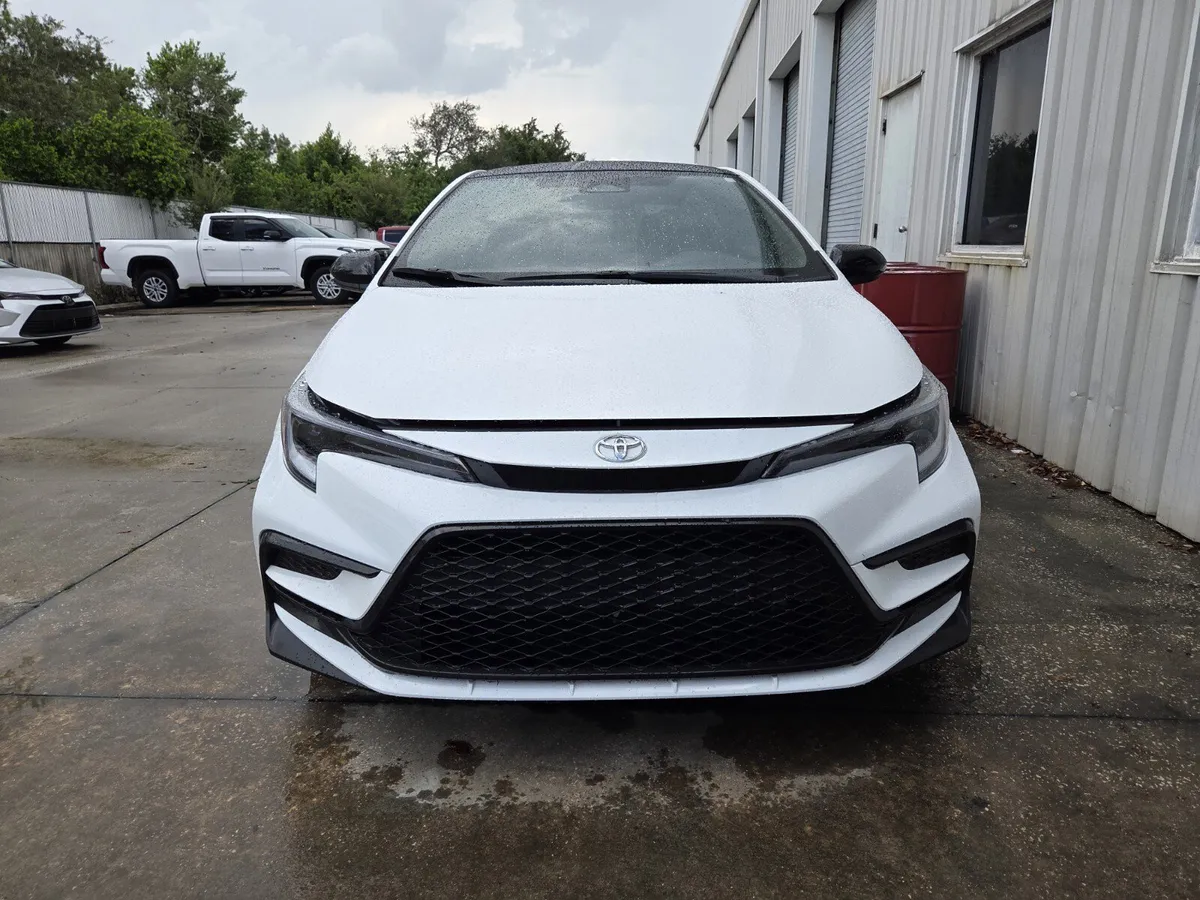2025 Toyota Corolla FX thumbnail 2