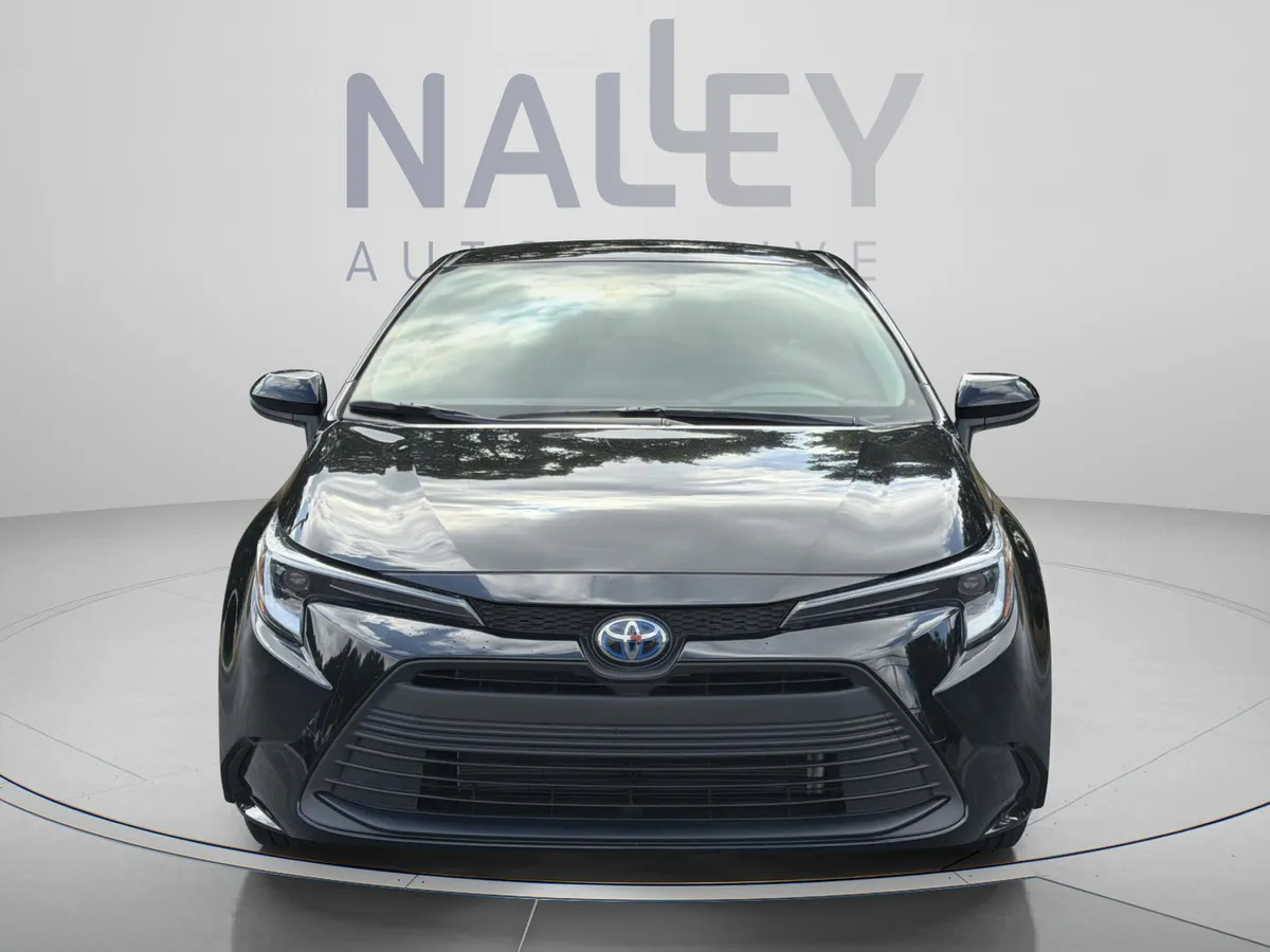 2025 Toyota Corolla Hybrid LE thumbnail 6