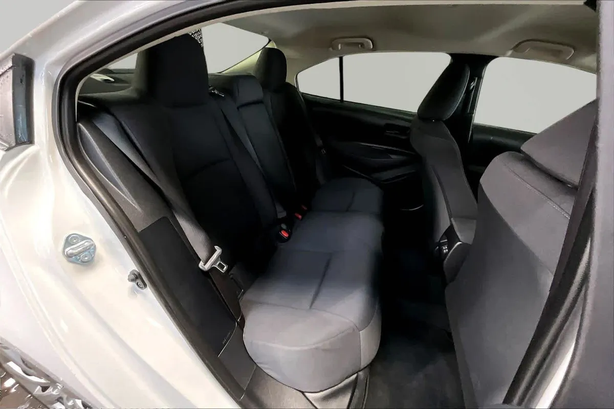 2025 Toyota Corolla LE thumbnail 20