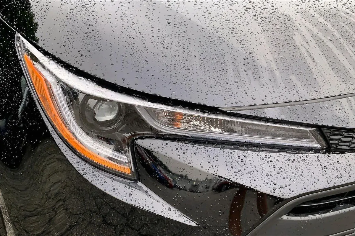 2025 Toyota Corolla LE thumbnail 27