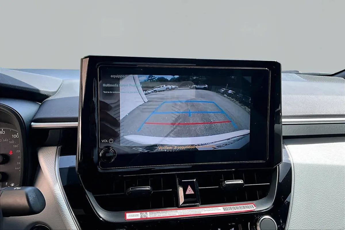 2025 Toyota Corolla SE thumbnail 27