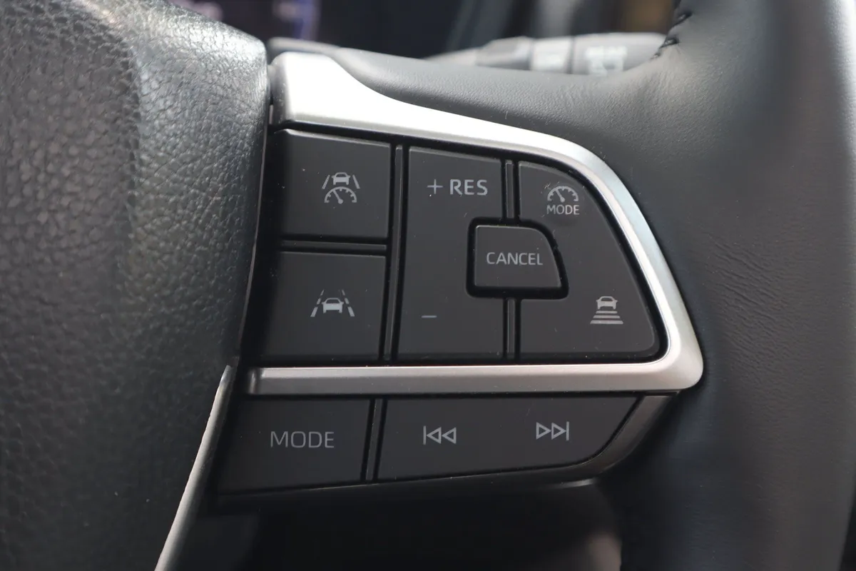 2025 Toyota Grand Highlander Platinum thumbnail 21