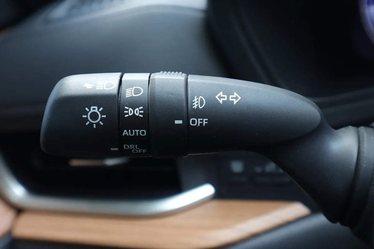 2025 Toyota Grand Highlander Platinum thumbnail 22
