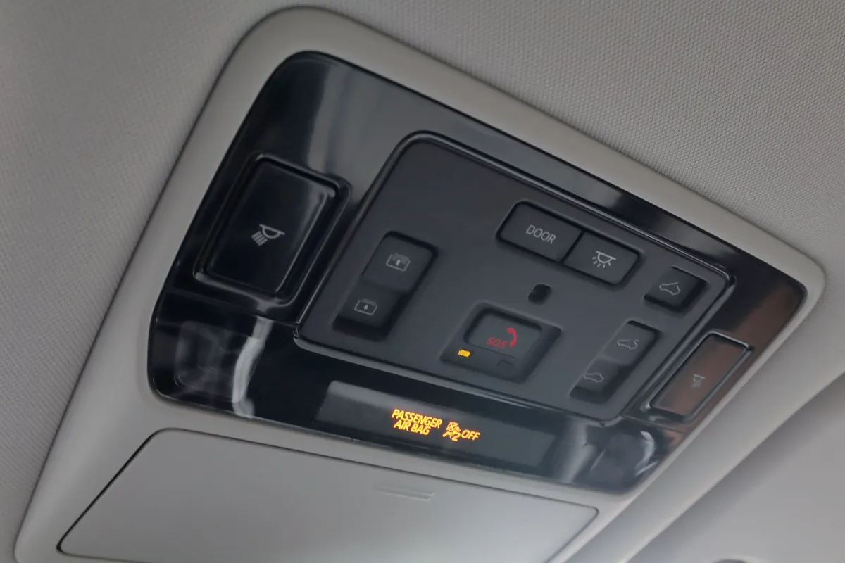 2025 Toyota Grand Highlander Platinum thumbnail 26