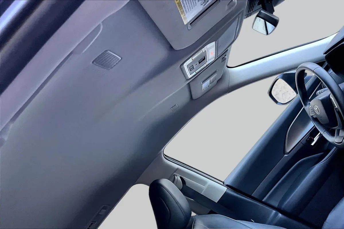 2025 Toyota Grand Highlander XLE thumbnail 14