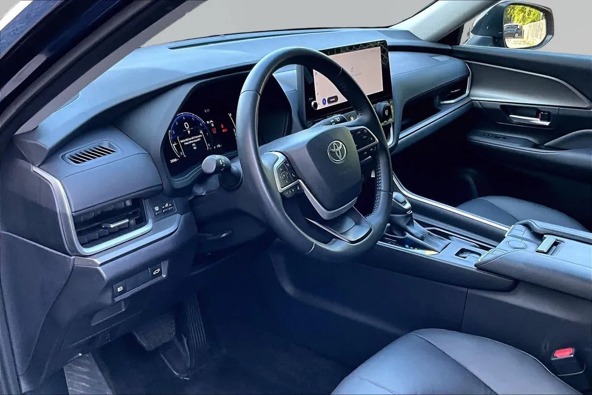 2025 Toyota Grand Highlander XLE thumbnail 18
