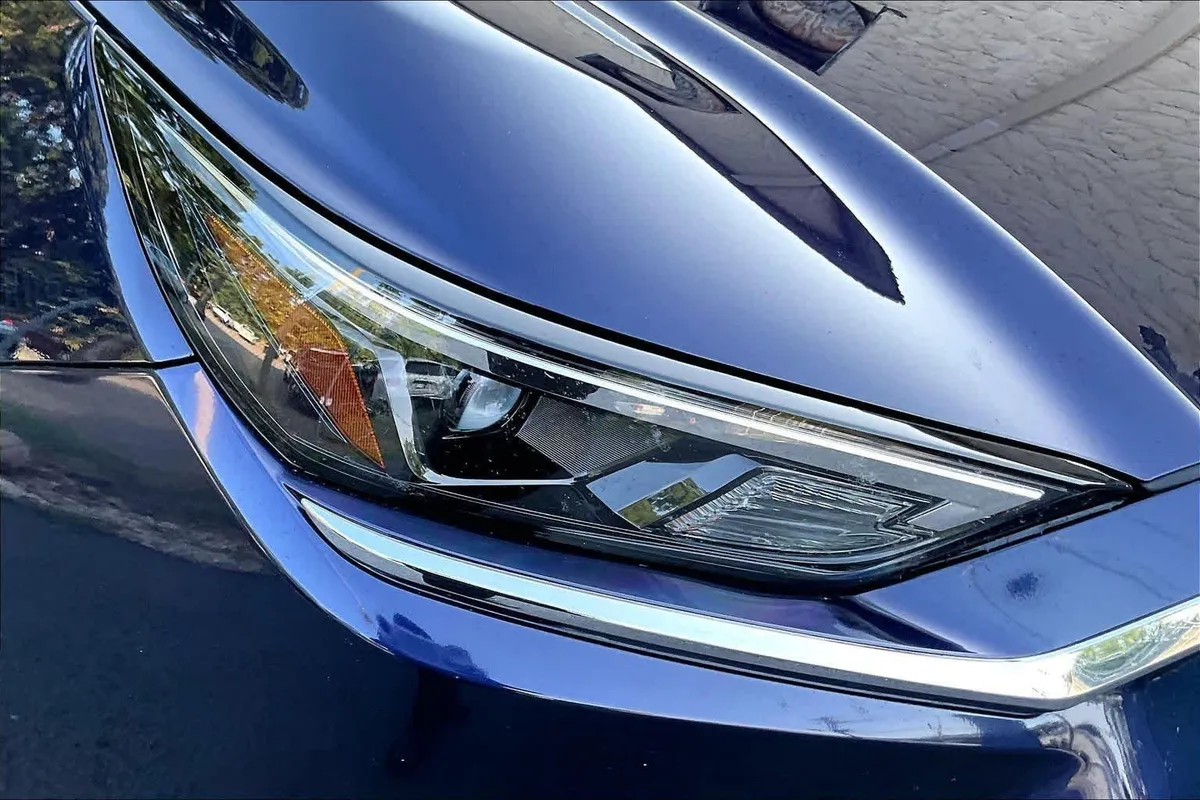2025 Toyota Grand Highlander XLE thumbnail 28