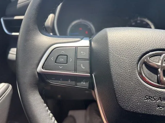 2025 Toyota Highlander Hybrid XLE thumbnail 33