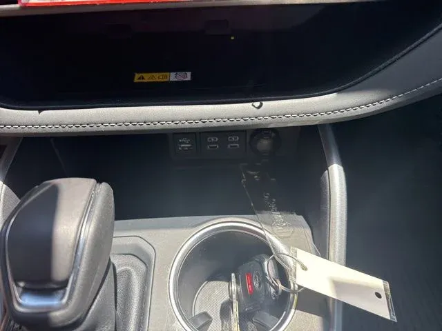2025 Toyota Highlander Hybrid XLE thumbnail 41