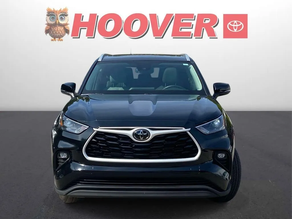 2025 Toyota Highlander Hybrid XLE thumbnail 8