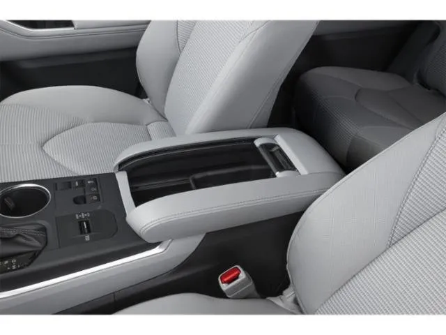 2025 Toyota Highlander LE thumbnail 13