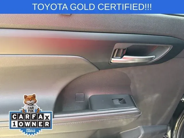 2025 Toyota Highlander XSE thumbnail 16
