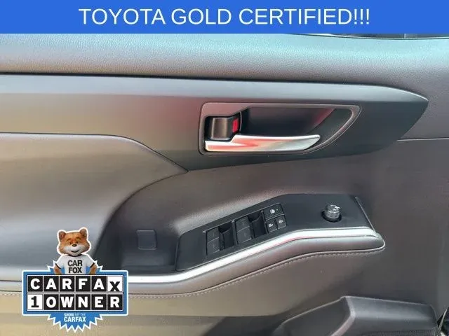 2025 Toyota Highlander XSE thumbnail 26