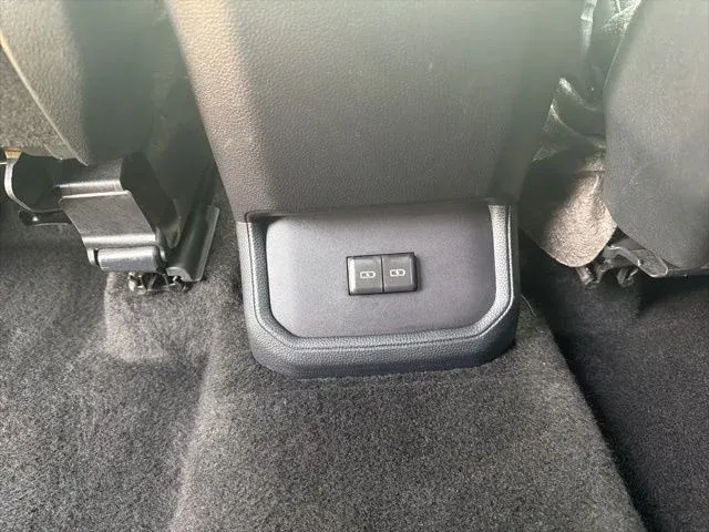 2025 Toyota Highlander XSE thumbnail 28