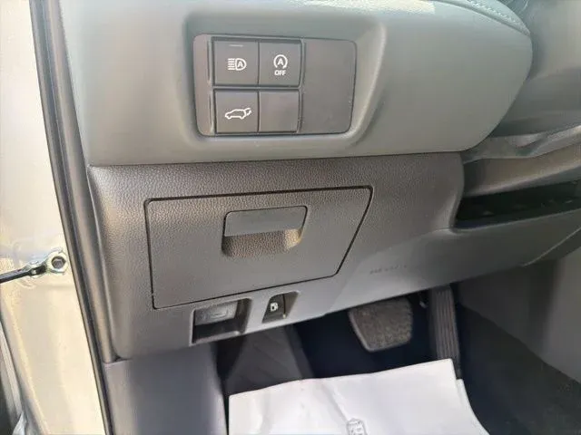 2025 Toyota Highlander XSE thumbnail 36