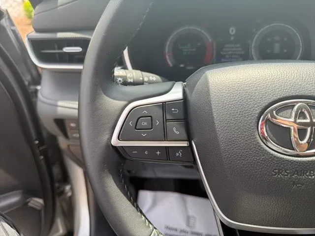 2025 Toyota Highlander XSE thumbnail 42