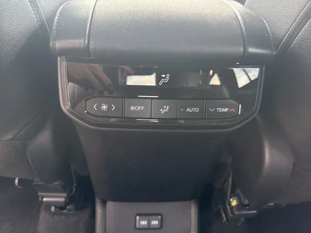 2025 Toyota Highlander XSE thumbnail 20
