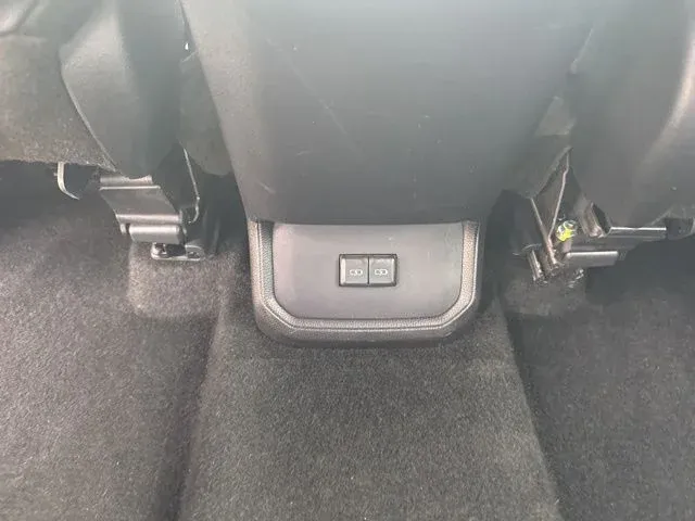 2025 Toyota Highlander XSE thumbnail 21