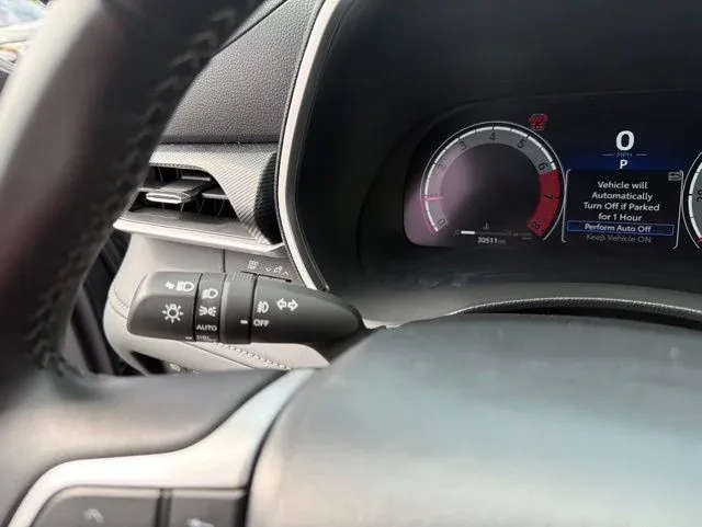 2025 Toyota Highlander XSE thumbnail 39