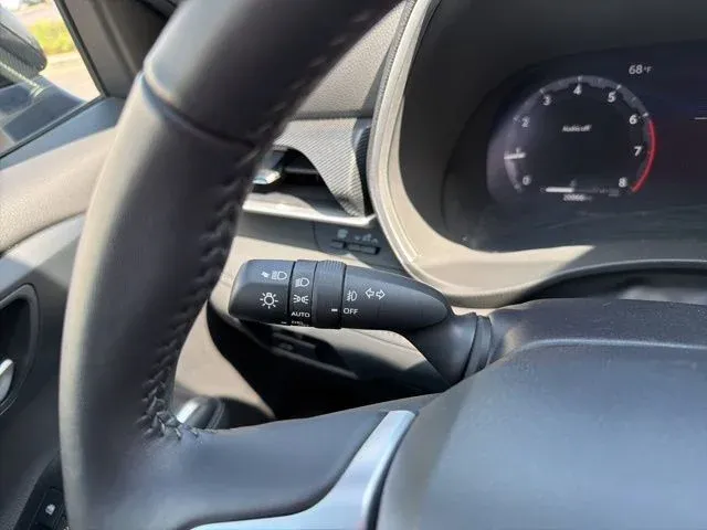 2025 Toyota Highlander XSE thumbnail 37