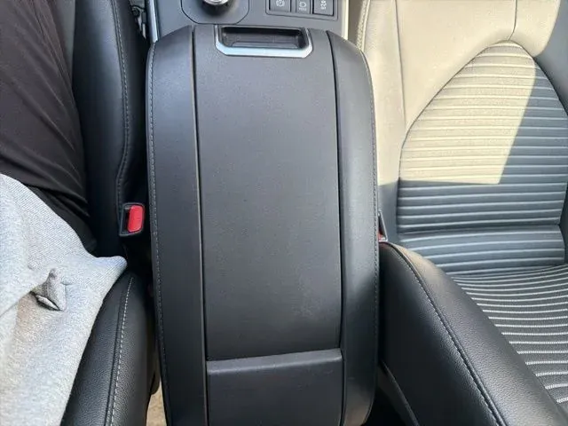 2025 Toyota Highlander XSE thumbnail 41