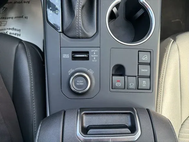 2025 Toyota Highlander XSE thumbnail 45