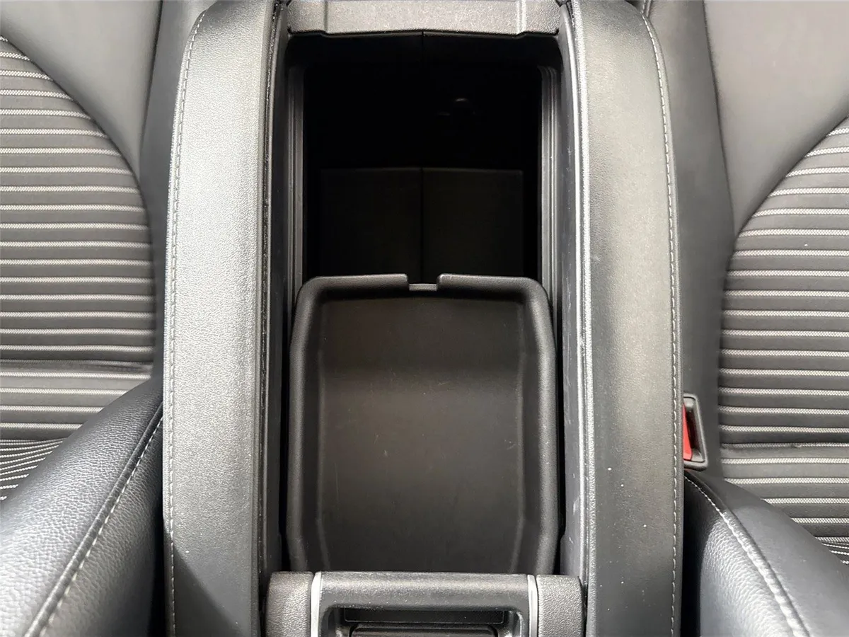 2025 Toyota Highlander XSE thumbnail 34