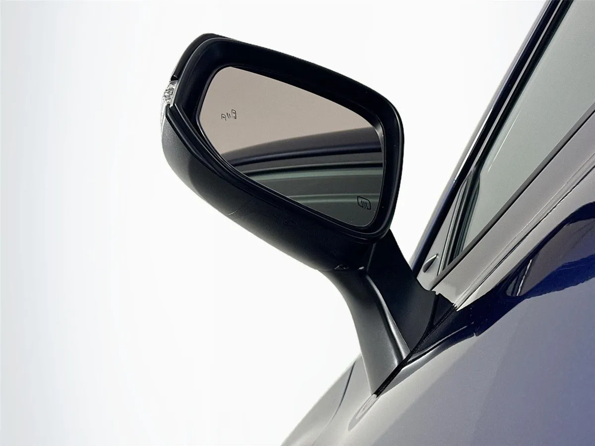 2025 Toyota Highlander XSE thumbnail 5