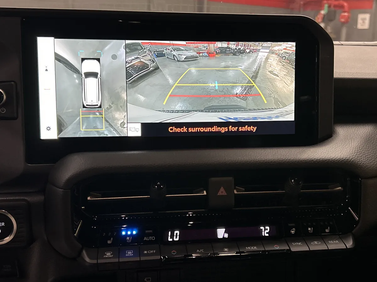 2025 Toyota Land Cruiser thumbnail 25