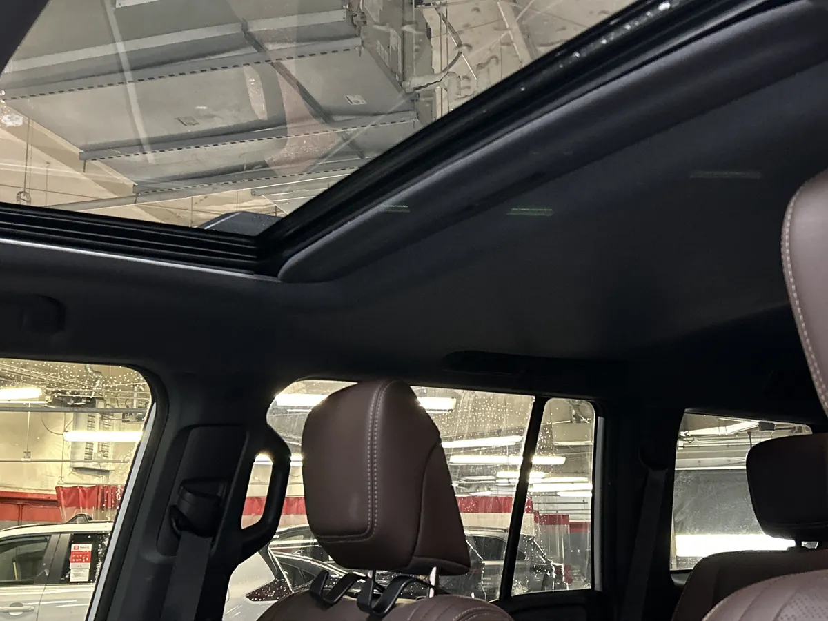 2025 Toyota Land Cruiser thumbnail 28